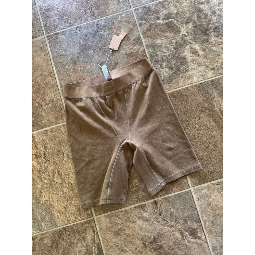 Skims Outdoor Seamed Bike Shorts Sepia Size Small - Picture 2 of 8